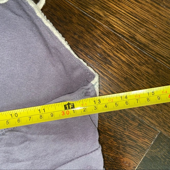 Knitted Ruffled Top - Picture 8 of 12